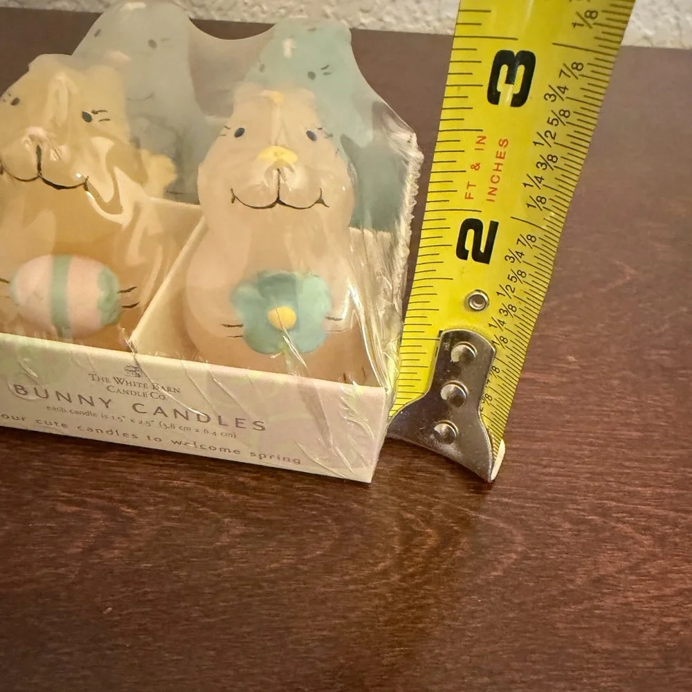 Vintage White Barn Easter Miniature Candles Bunny Rabbits Colorful 4 Candles New